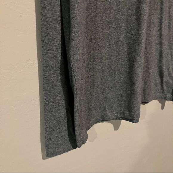 Vineyard Vines Edgartown Hooded Long Sleeve T-Shirt Dark Gray Whale Size Large - Picture 3 of 13